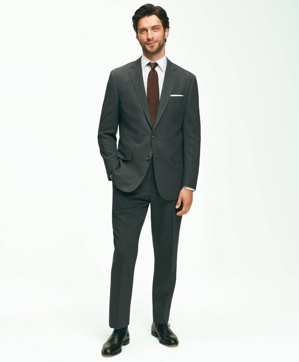 Explorer Collection Classic Fit Wool Suit