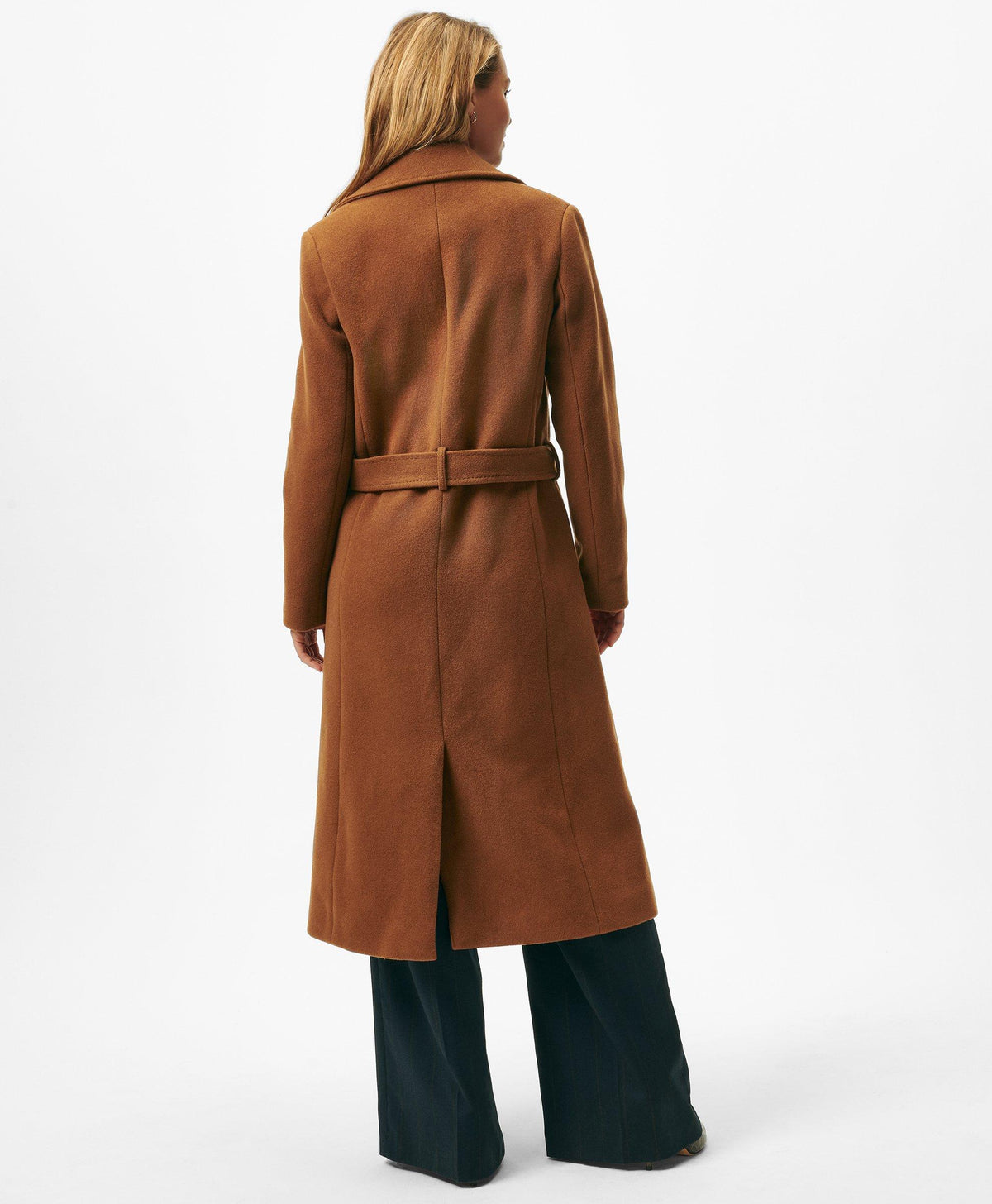 Notch Collar Womens in Water-Repellent Brushed-Twill Wool