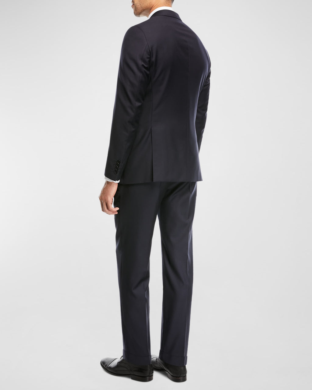 Emporio Armani Men's Super 130s Wool Two-piece Classic Fit Suit